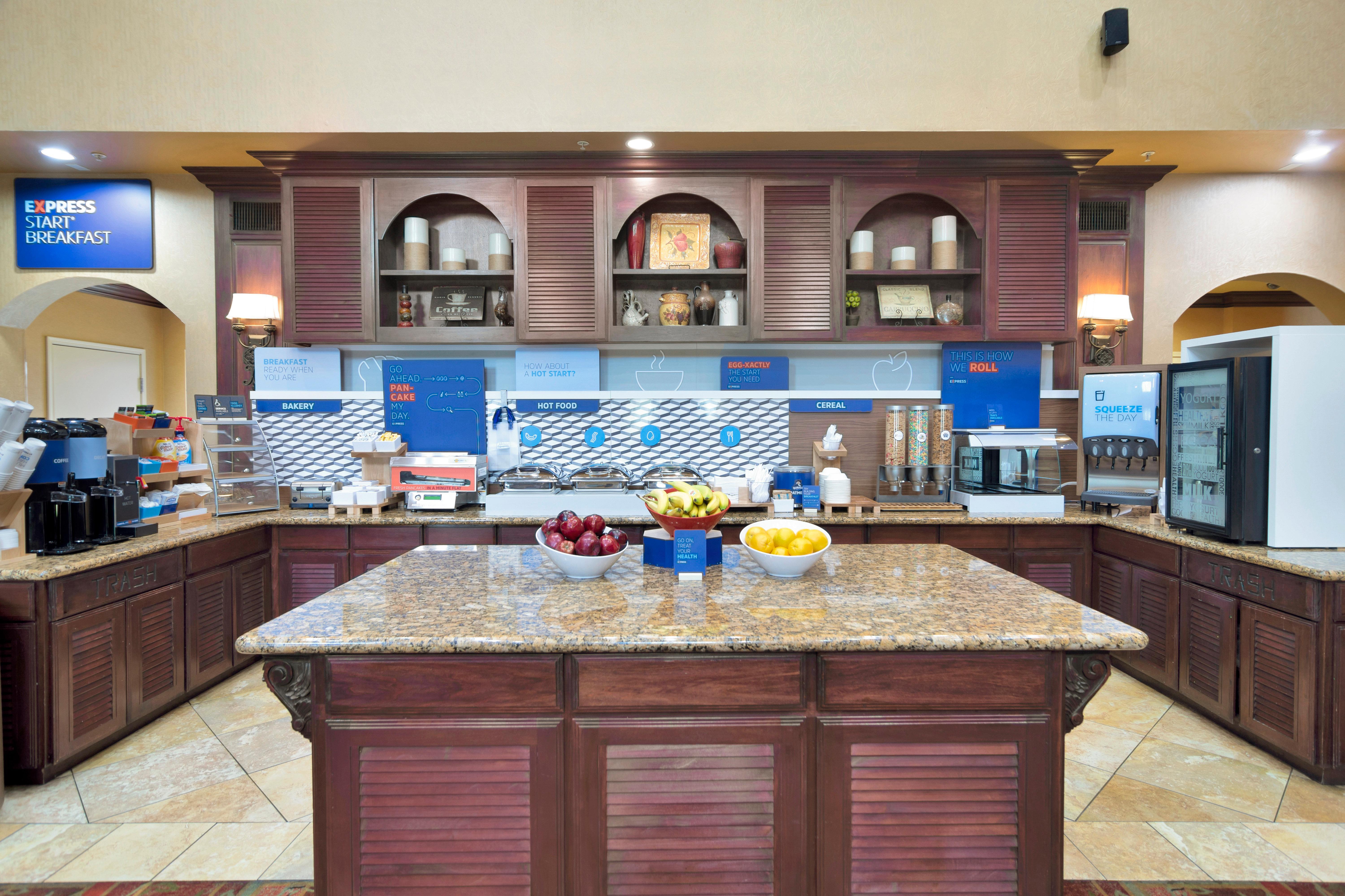 Holiday Inn Express Hotel & Suites Dfw West - Hurst By Ihg Extérieur photo
